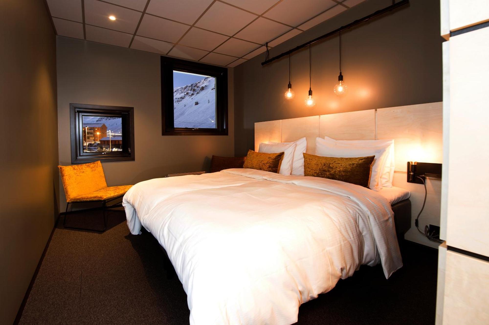 Svalbard Hotell | The Vault Longyearbyen Exterior foto